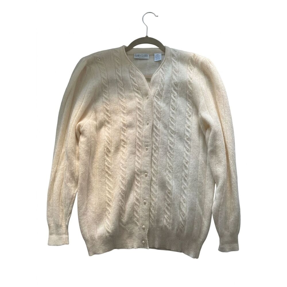 Vintage Cream Club Classic Cable Knit Button Down Cardigan Sweater Pearl Details